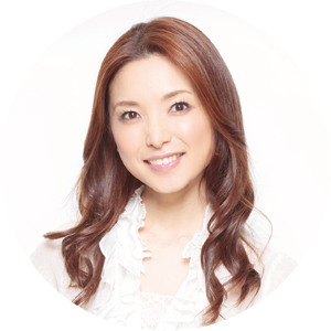 モデル・ビューティーフード研究家 室谷真由美さま